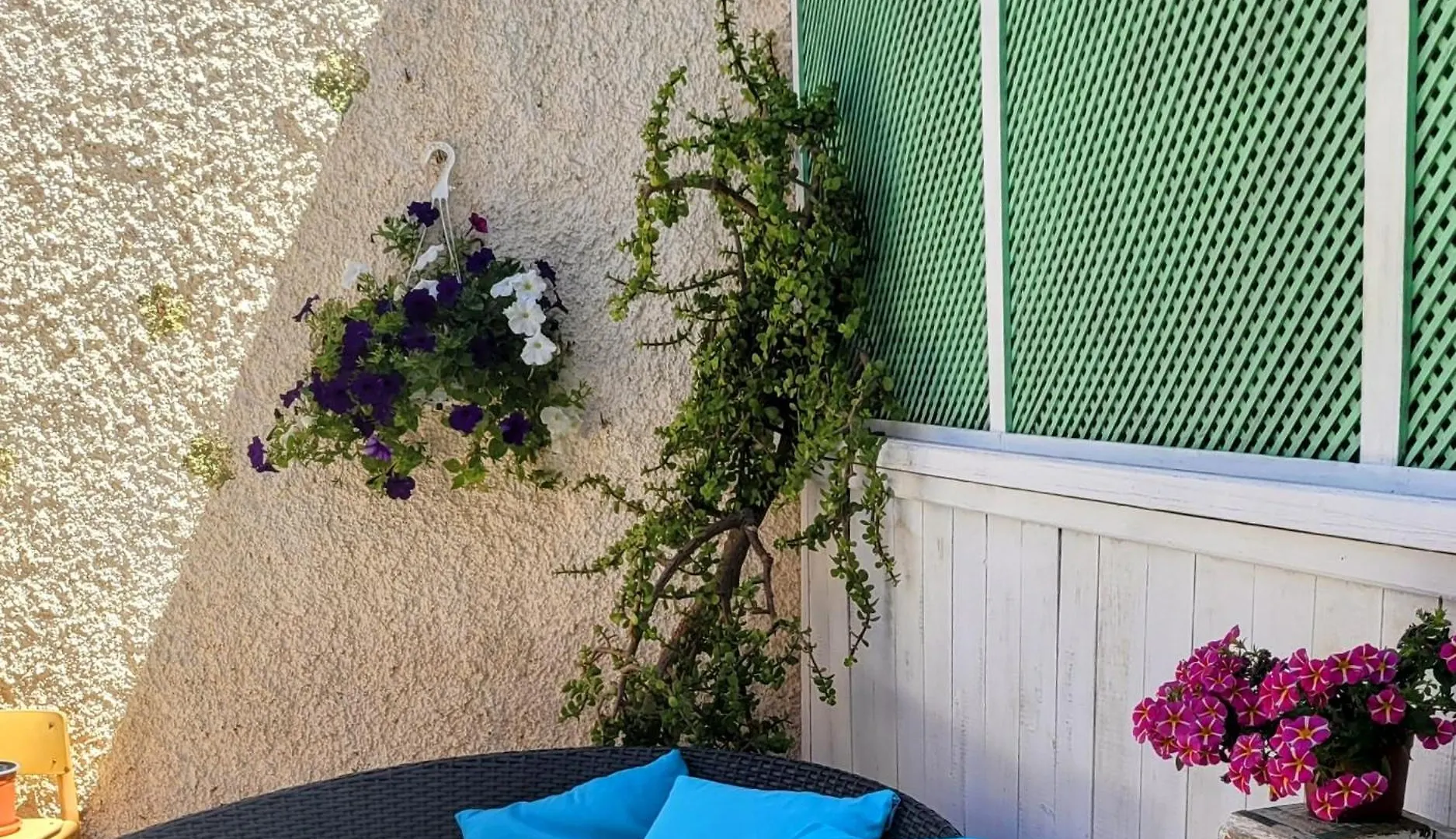 Eden Guesthouse Sardina 0*,