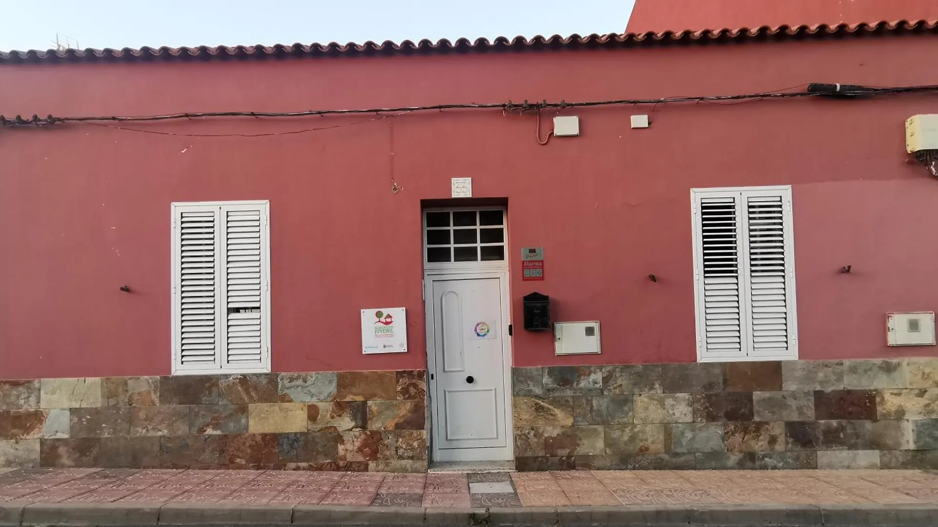 Guest house Eden Guesthouse Sardina Spain
