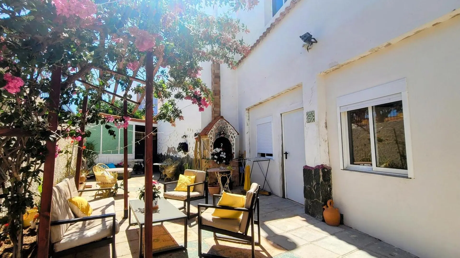 Eden Guesthouse Sardina 0*,  Spain