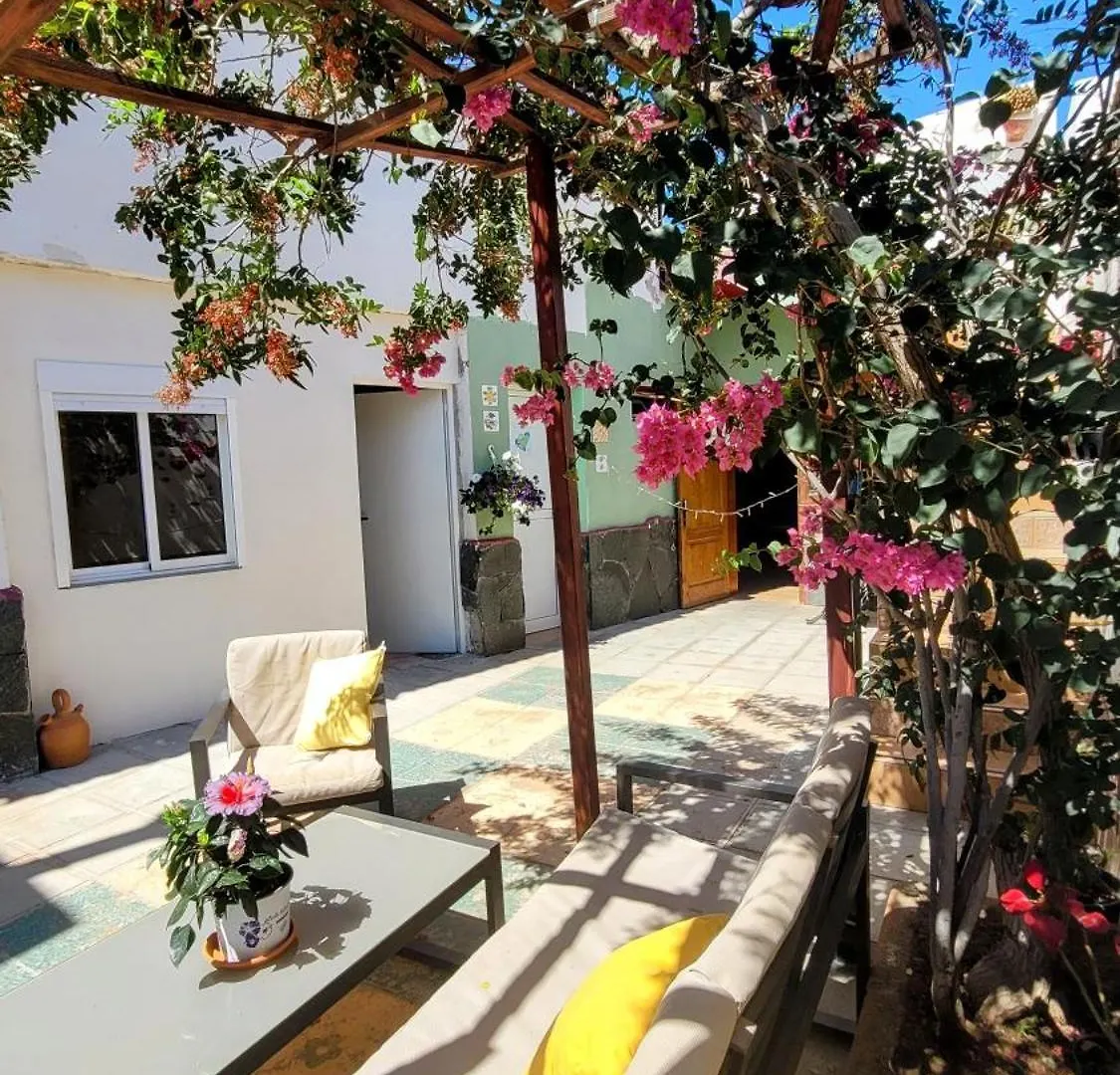 Eden Guesthouse Sardina 0*,
