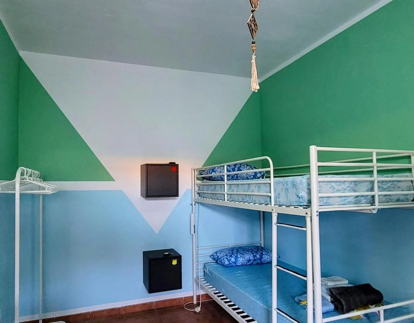 Eden Guesthouse Sardina 0*,